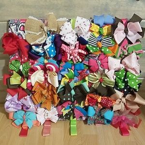 Lot of 29 bows !